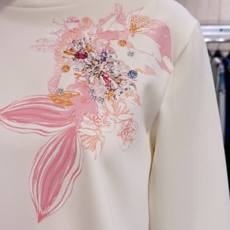 엘텍스 비즈 플라워 원포인트 티셔츠