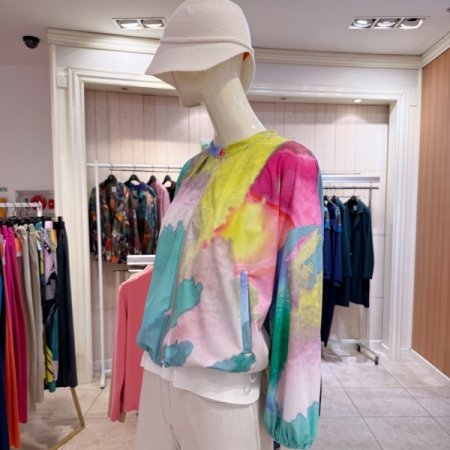 솜사탕 뒷주름 후드 크랍 점퍼