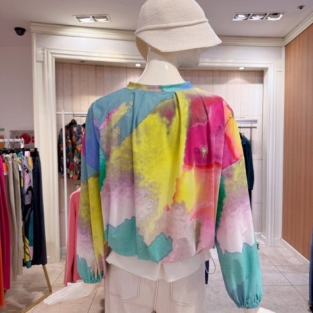 솜사탕 뒷주름 후드 크랍 점퍼