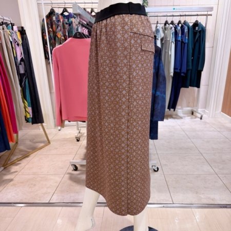 에어쿠션 A로고 포켓 스커트