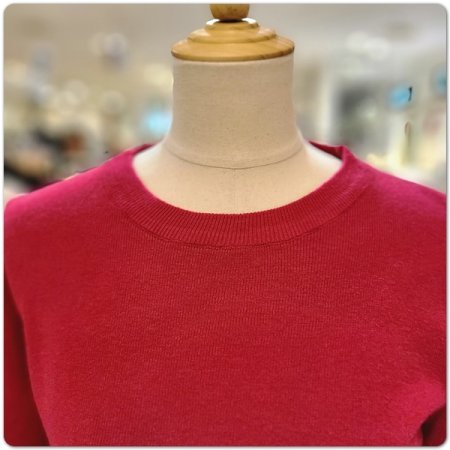 오버숄더니트티셔츠