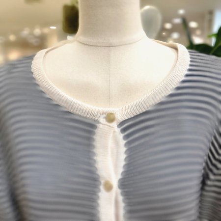 스트라이프라운드넥봄가디건