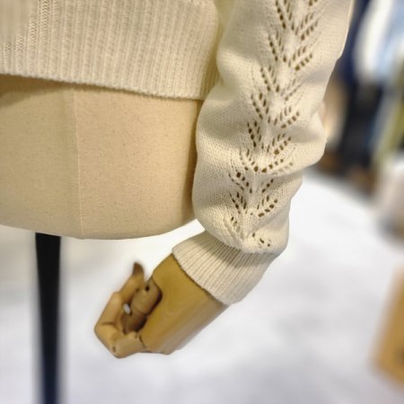 펀칭시보리롱소매가디건