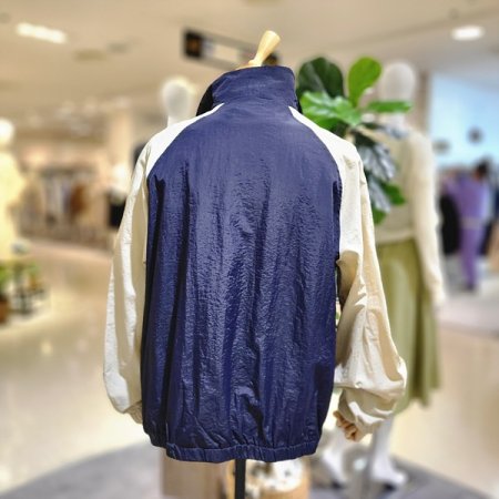 하이넥배색바람막이점퍼