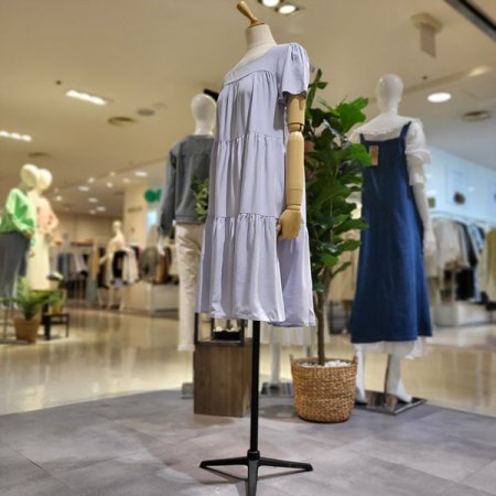 스퀘어넥반팔미디원피스