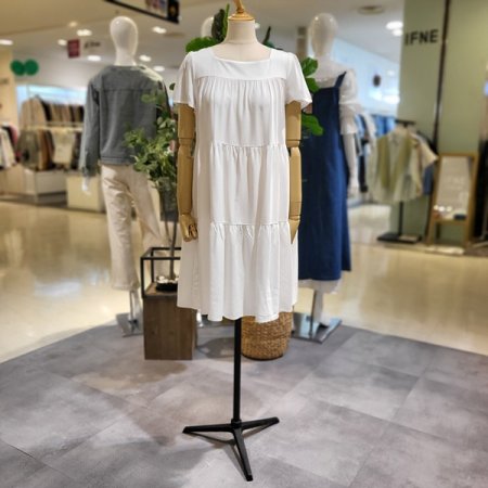 스퀘어넥반팔미디원피스