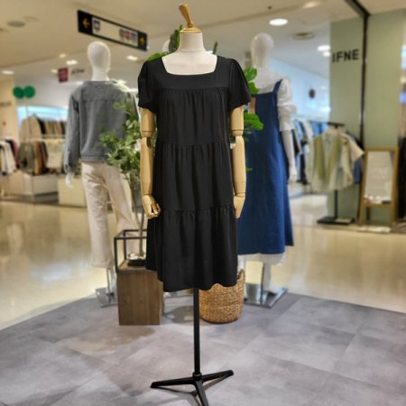 스퀘어넥반팔미디원피스