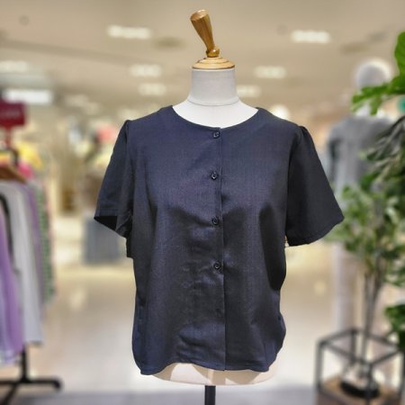 앞단추반팔블라우스