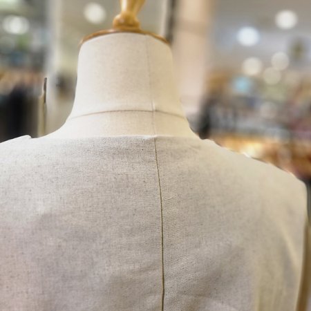 라운드넥반팔린넨자켓