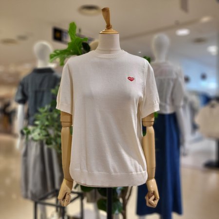 시보리넥하트반팔니트