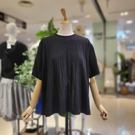 뒷절개포인트박시블라우스