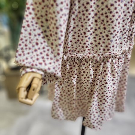 잔꽃무늬쉬폰미니원피스