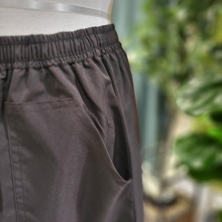 끈조절포켓가을롱스커트