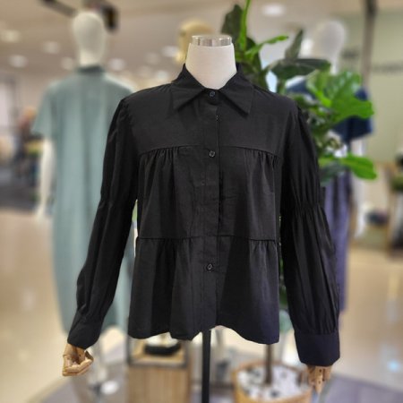 2단프릴카라넥긴팔블라우스