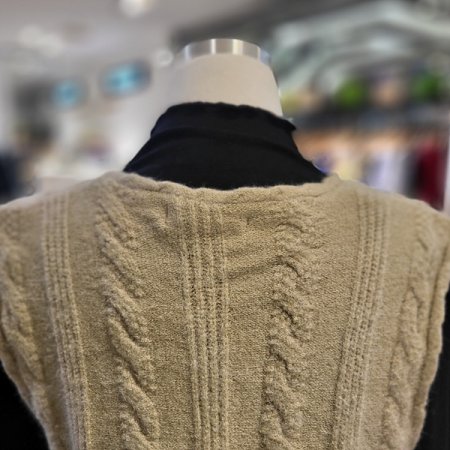 니트단추브이넥크롭조끼