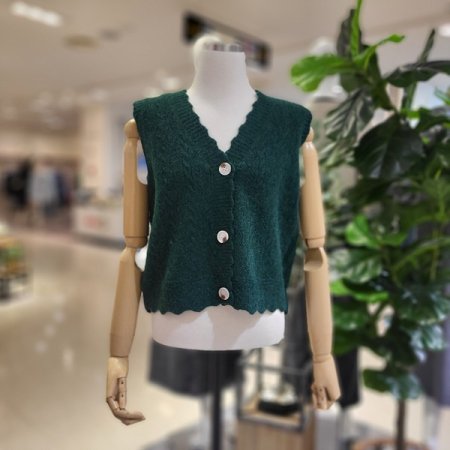 브이넥프릴크롭니트조끼