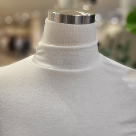 반폴라기본이너티셔츠