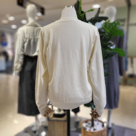 라운드넥겨울베이직니트티