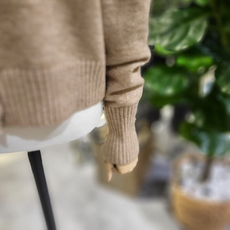 긴팔시보리단추가디건