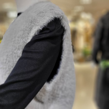 브이넥뽀송크롭베스트