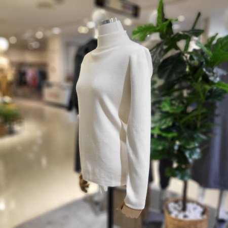 반폴라베이직겨울티셔츠