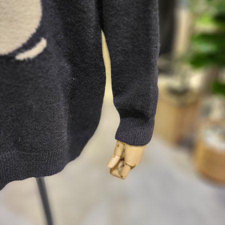 라운드넥앵두니트티