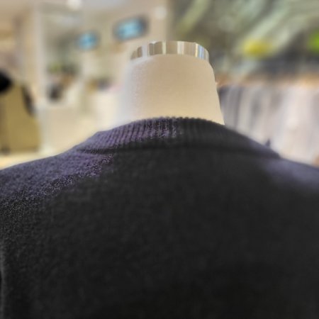 라운드넥앵두니트티