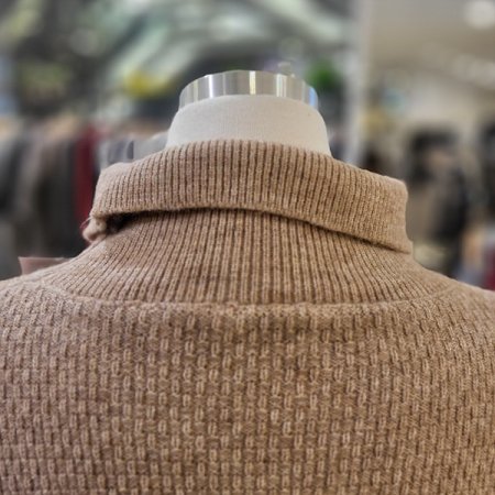 카라넥시보리긴팔니트