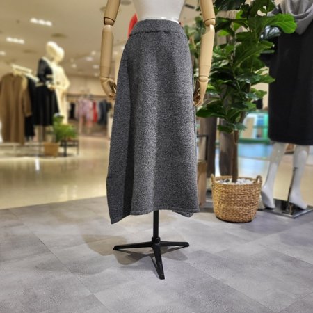 밴딩도톰니트롱스커트