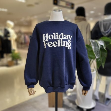 홀리데이기본맨투맨티