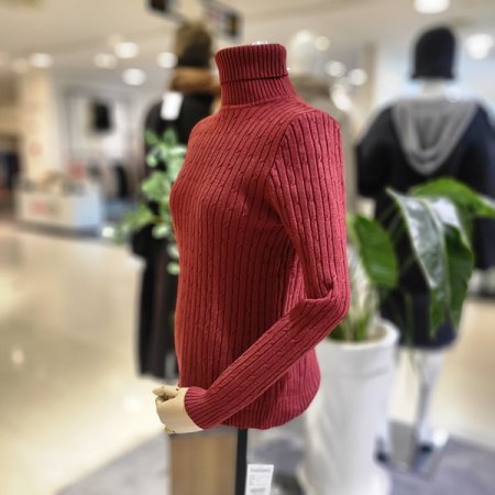 꽈배기짜임쫀쫀폴라니트