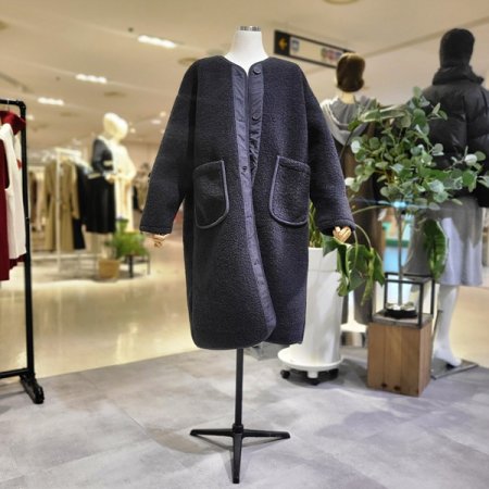 노카라뽀글이무스탕코트