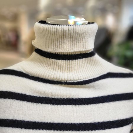 단가라폴라니트스웨터