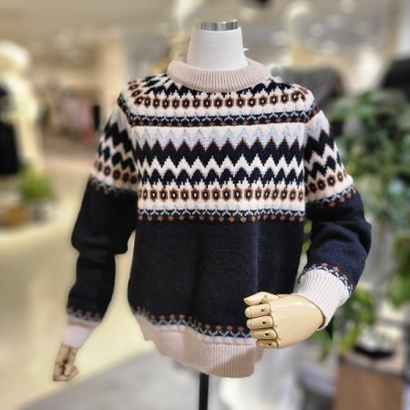 시보리넥패턴스웨터