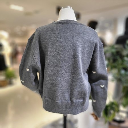 큐티하트니트스웨터