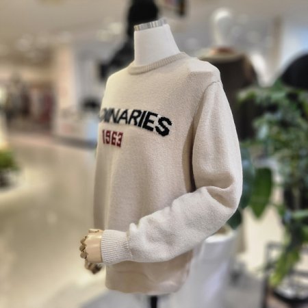 영레터링긴팔니트티