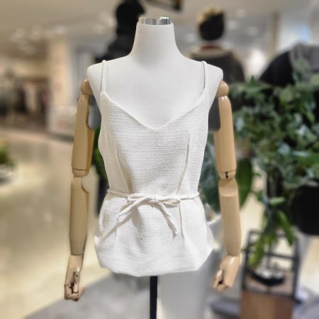 슬림핏뒷집업뷔스티에