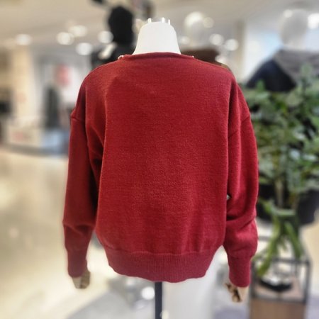 진주라운드넥긴팔니트티