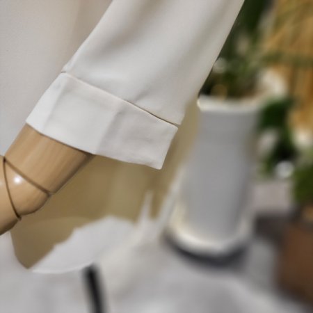 7부소매루즈핏블라우스