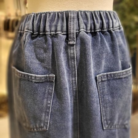 앞단추뒷포켓청스커트