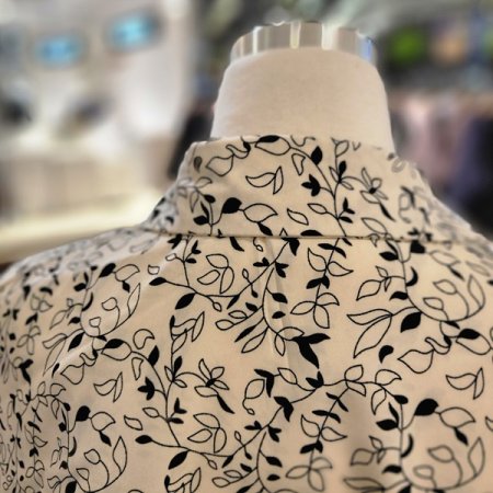 풀잎패턴브이넥8부블라우스