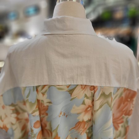 뒷패턴반팔셔츠블라우스