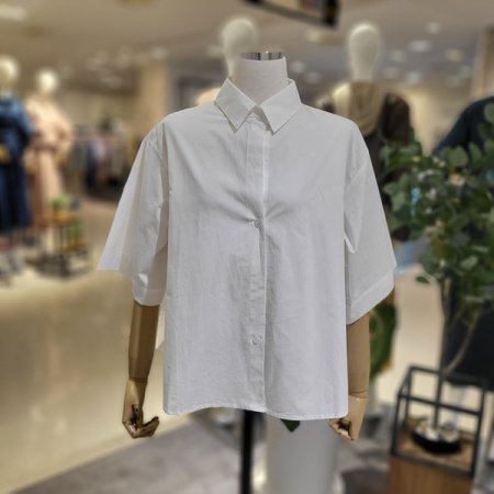 카라넥뒷주름블라우스