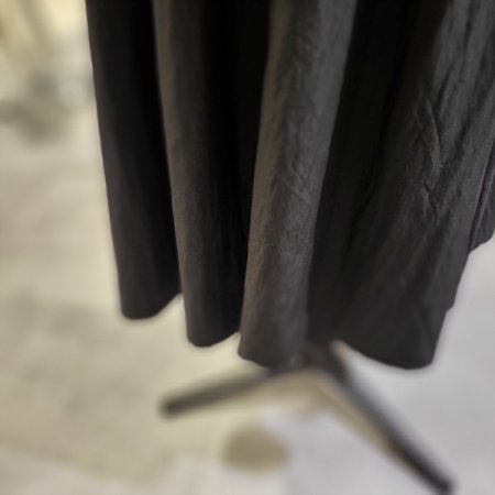 스모크밴딩롱플레어스커트