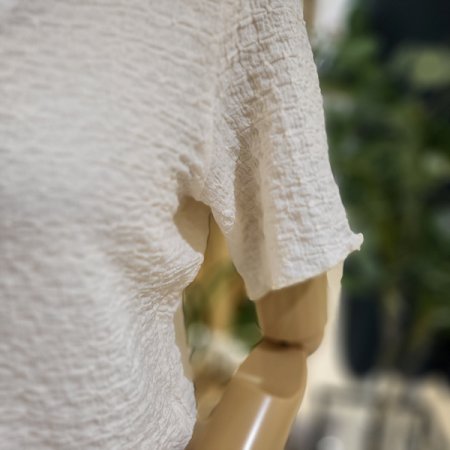 카라넥반팔지지미브라우스