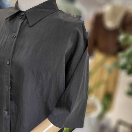 카라넥반팔셔츠블라우스