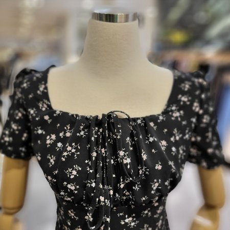 스퀘어넥프릴반팔쉬폰원피스