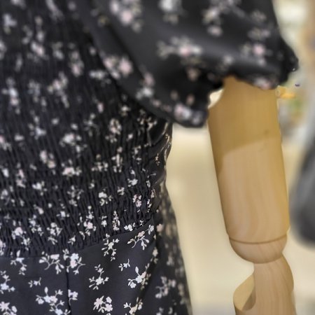 스퀘어넥프릴반팔쉬폰원피스