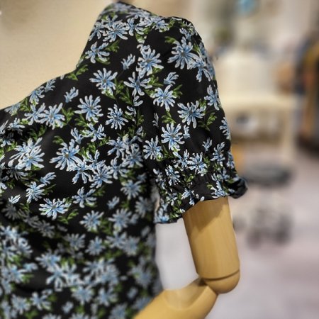 셔링넥반팔쉬폰원피스