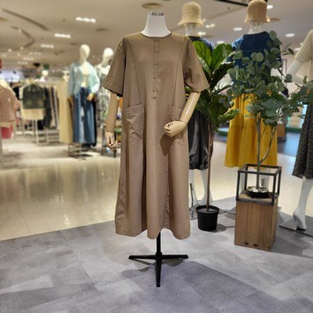 라운드넥반팔루즈핏원피스